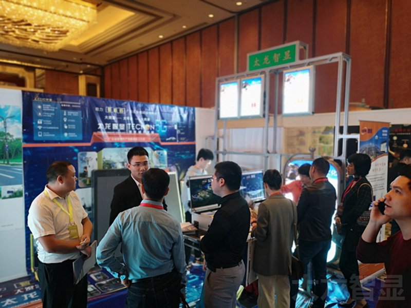 LED燈桿屏|智慧燈桿屏|立柱廣告機|LED廣告機|智慧路燈屏|燈桿廣告屏|燈桿屏 LED燈桿屏|智慧燈桿屏|立柱廣告機|LED廣告機|智慧路燈屏|燈桿廣告屏|燈桿屏